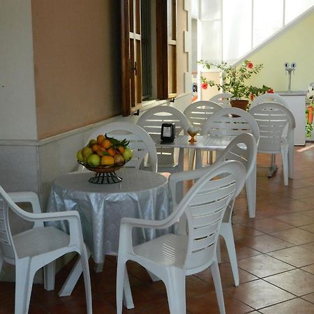 Villa Robinia Massafra Kamer foto